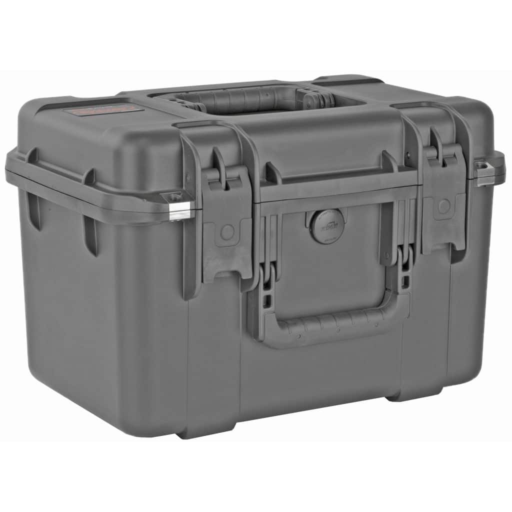 The SKB I-Series Black Handgun Case (5 Gun) is a robust, hard-shell case featuring a handle and secure latches, ideal for heavy-duty storage of up to 5 firearms.