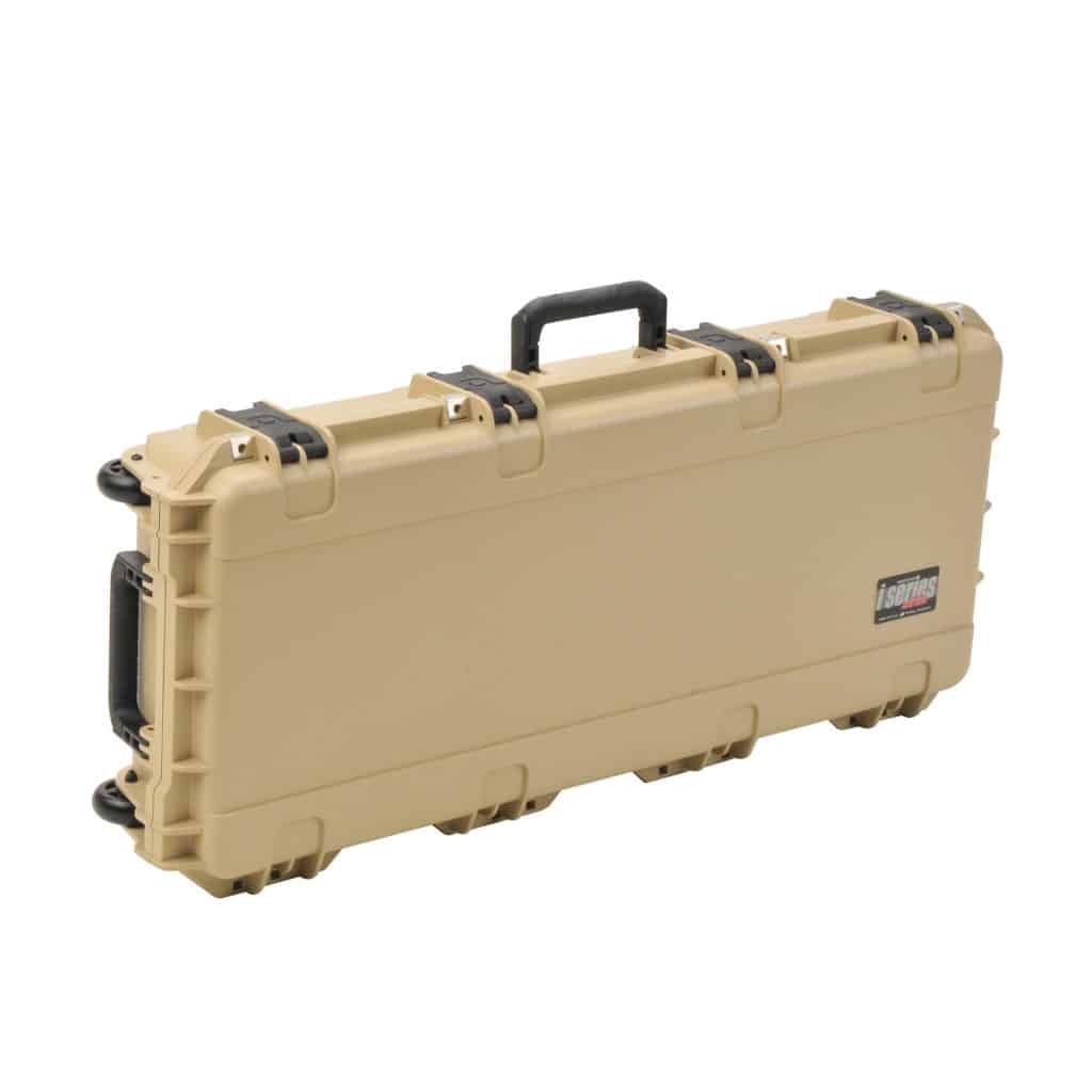 Beige SKB I-Series M4 Short Case, 36". Features: four black latches, top handle, side handles, "iSeries" label.